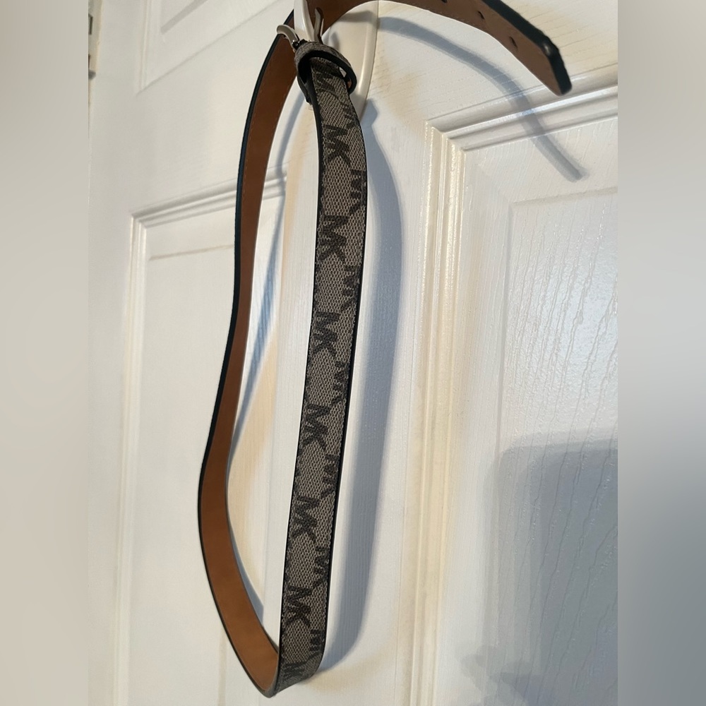 Micheal Kors belt